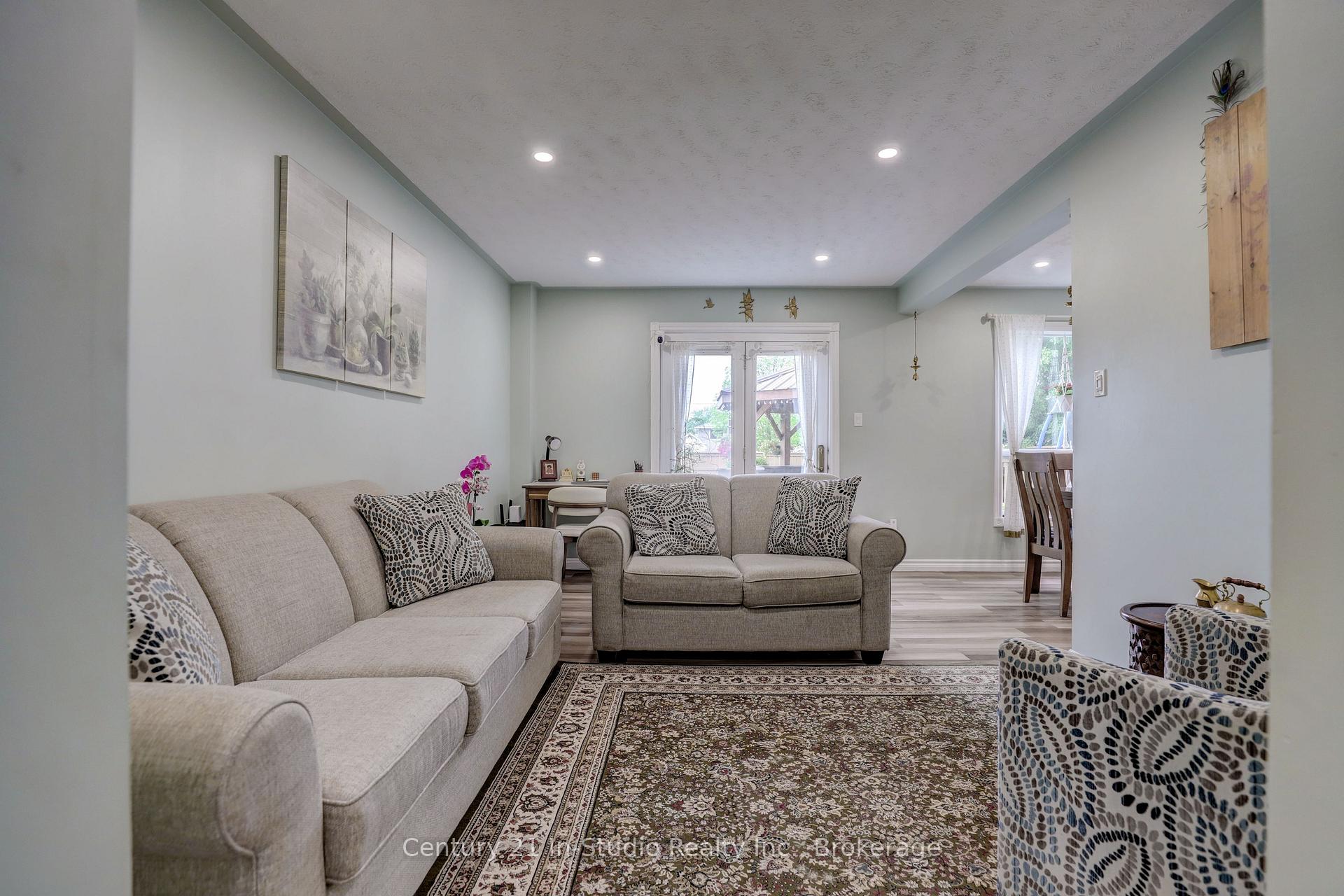 Photo 7 of 716 MacKendrick Drive, Kincardine — HOMEH