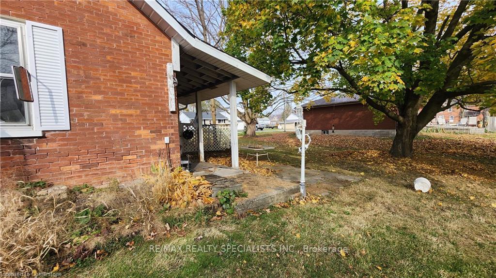 Photo 3 of 2040 John Street, Howick — HOMEH