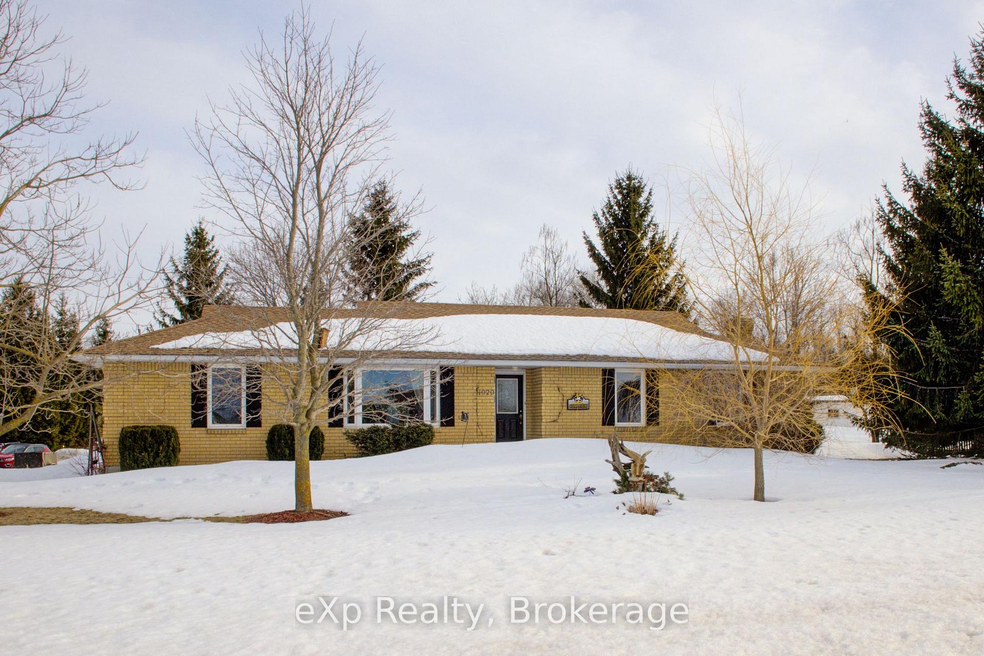 Photo 3 of 1020 Main Street, Howick — HOMEH