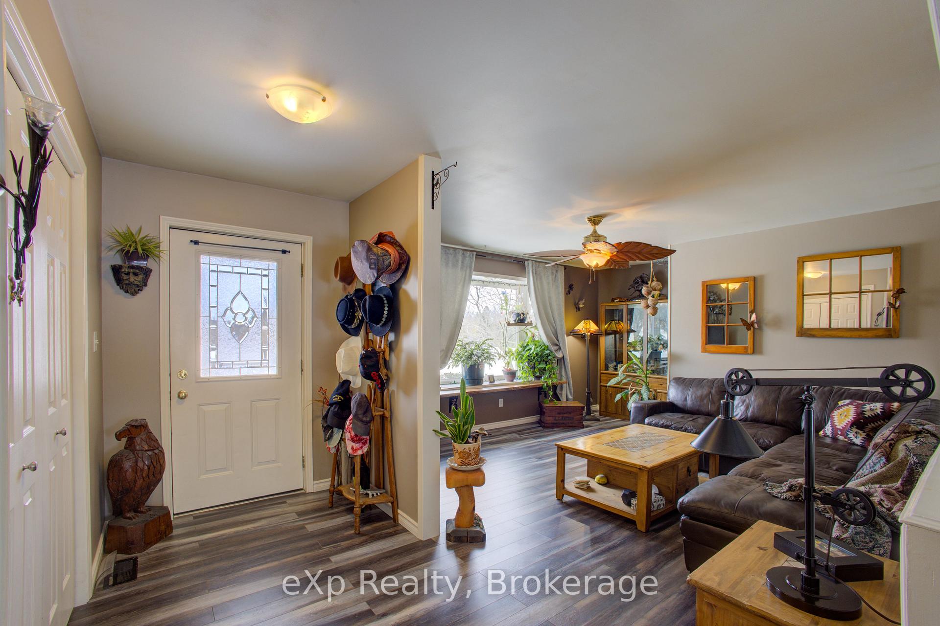 Photo 13 of 1020 Main Street, Howick — HOMEH