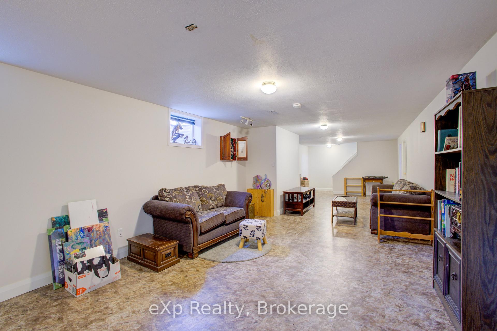 Photo 19 of 1020 Main Street, Howick — HOMEH