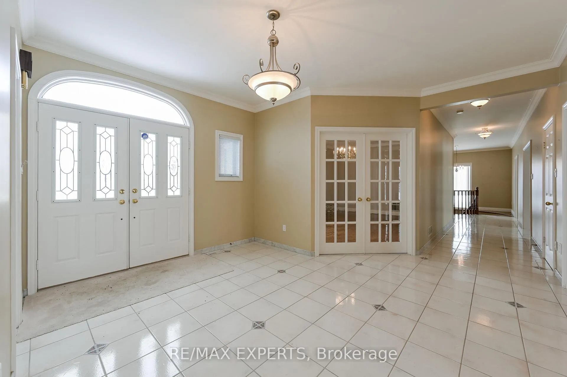 Photo 6 of 13668 Emil Kolb Parkway, Caledon, Bolton West — HOMEH