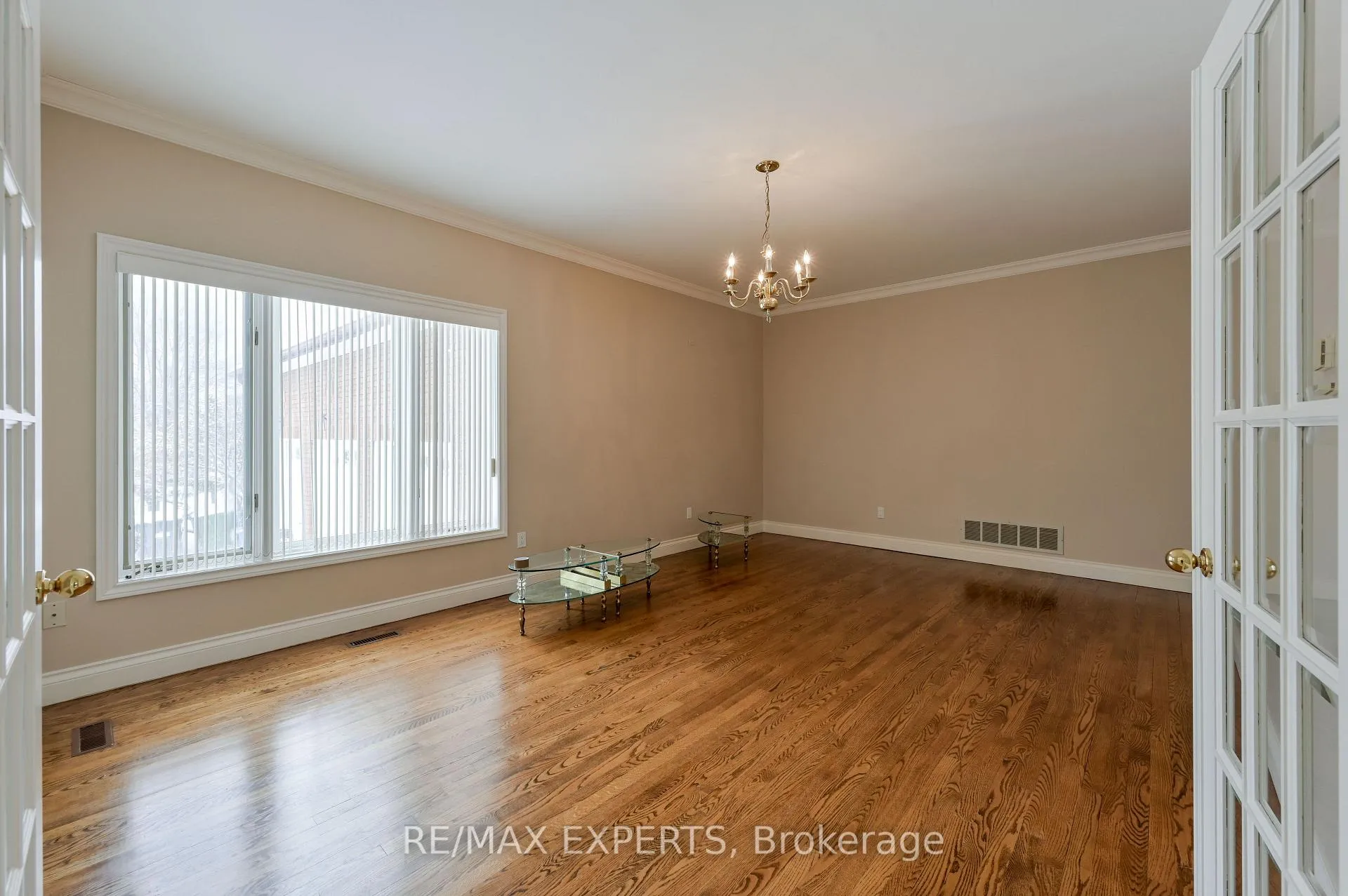 Photo 8 of 13668 Emil Kolb Parkway, Caledon, Bolton West — HOMEH