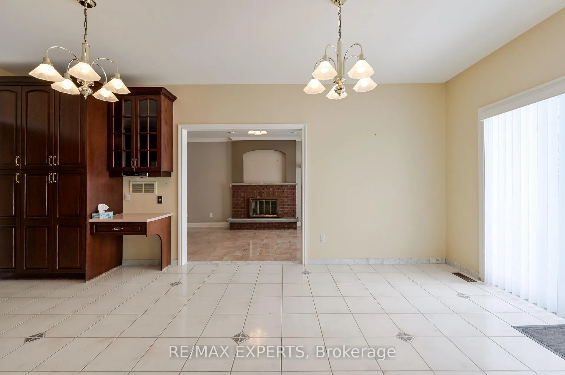 Photo 23 of 13668 Emil Kolb Parkway, Caledon, Bolton West — HOMEH