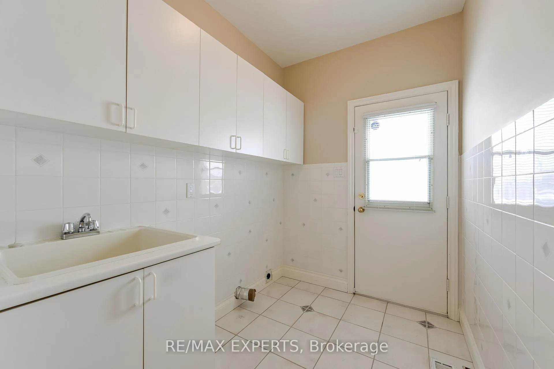 Photo 31 of 13668 Emil Kolb Parkway, Caledon, Bolton West — HOMEH