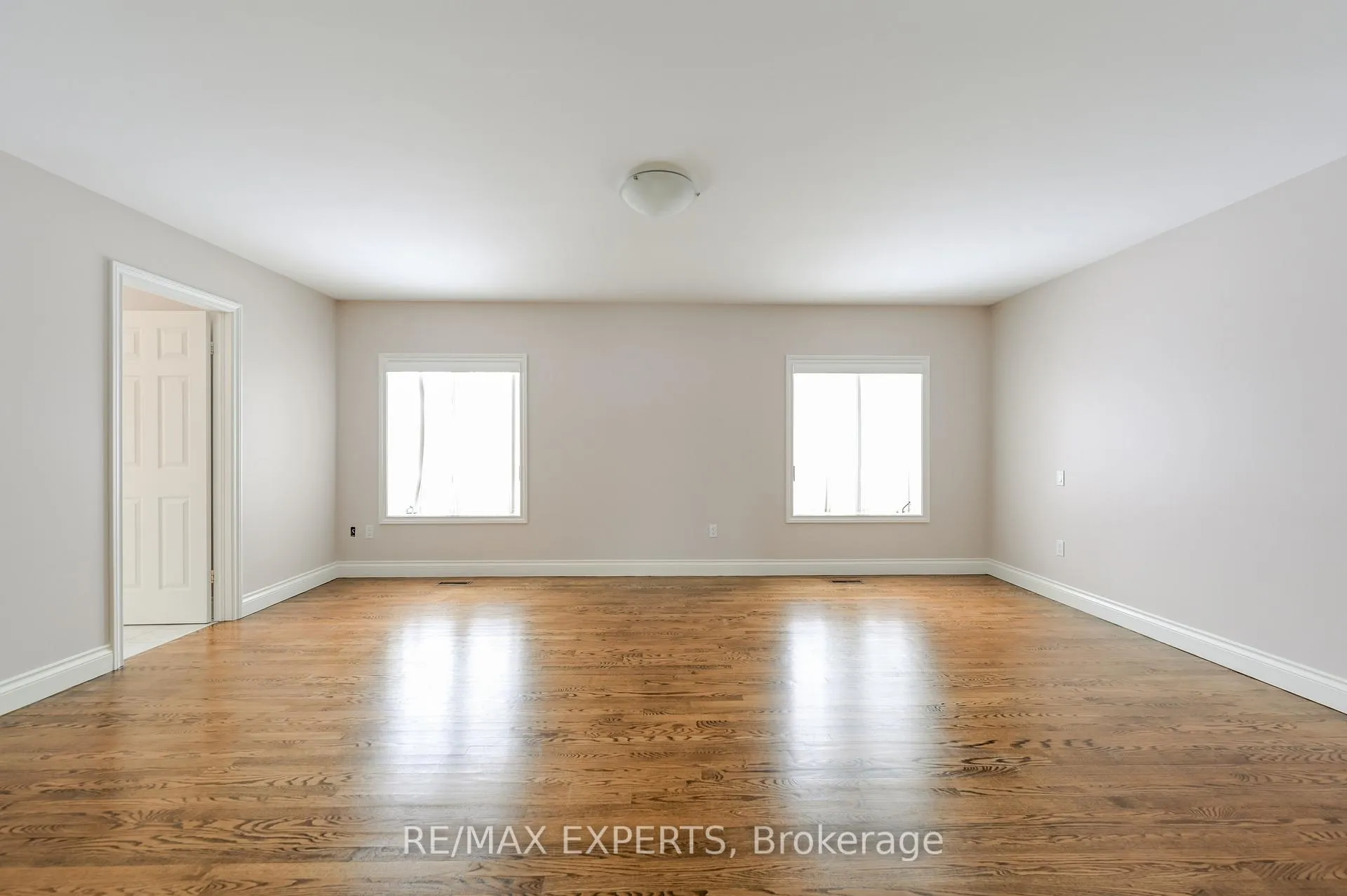 Photo 32 of 13668 Emil Kolb Parkway, Caledon, Bolton West — HOMEH