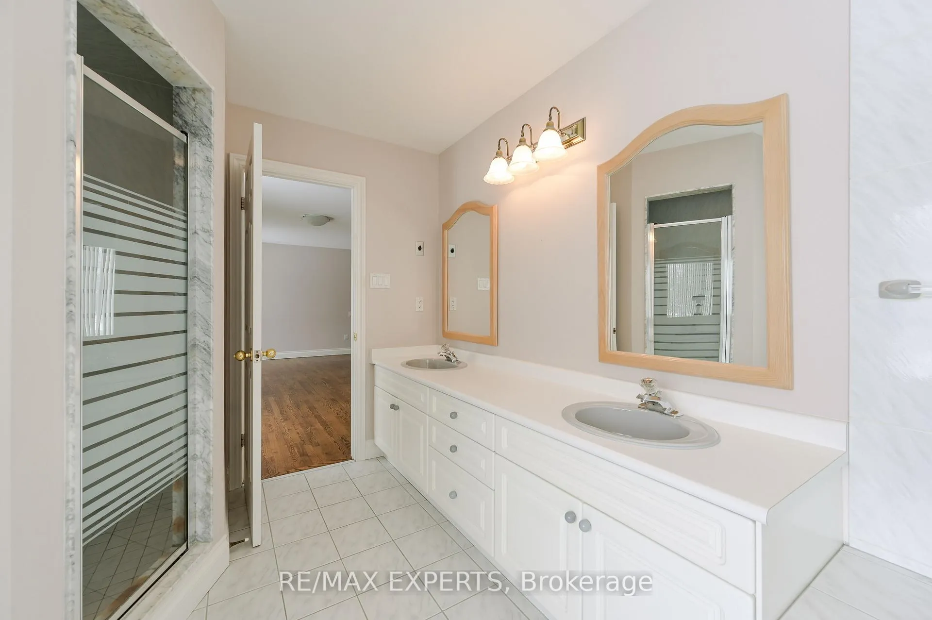 Photo 35 of 13668 Emil Kolb Parkway, Caledon, Bolton West — HOMEH