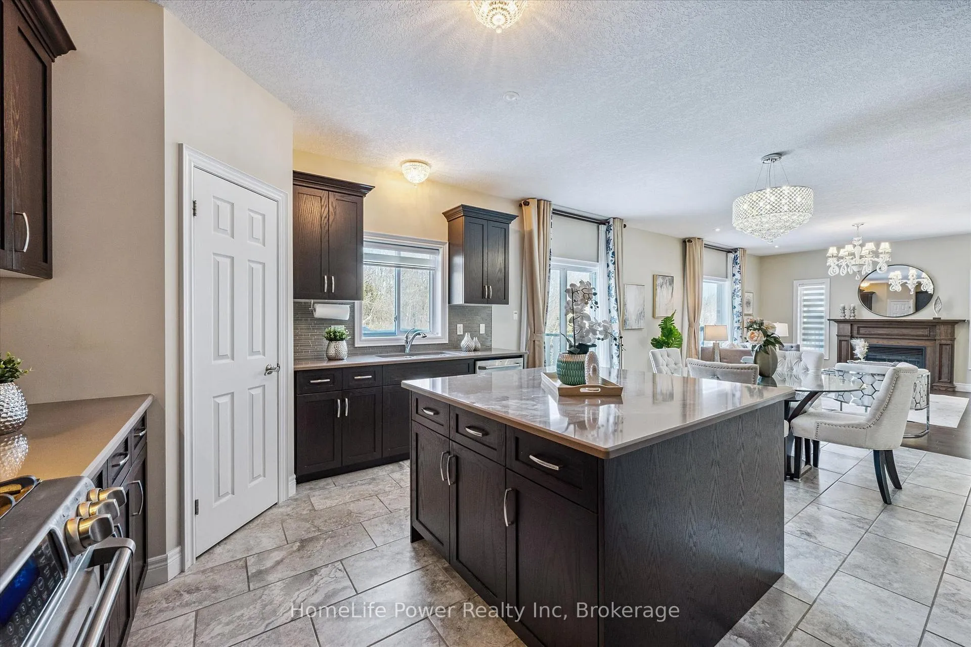 Photo 18 of 35 Westra Drive, Guelph, Willow West/Sugarbush/West Acres — HOMEH