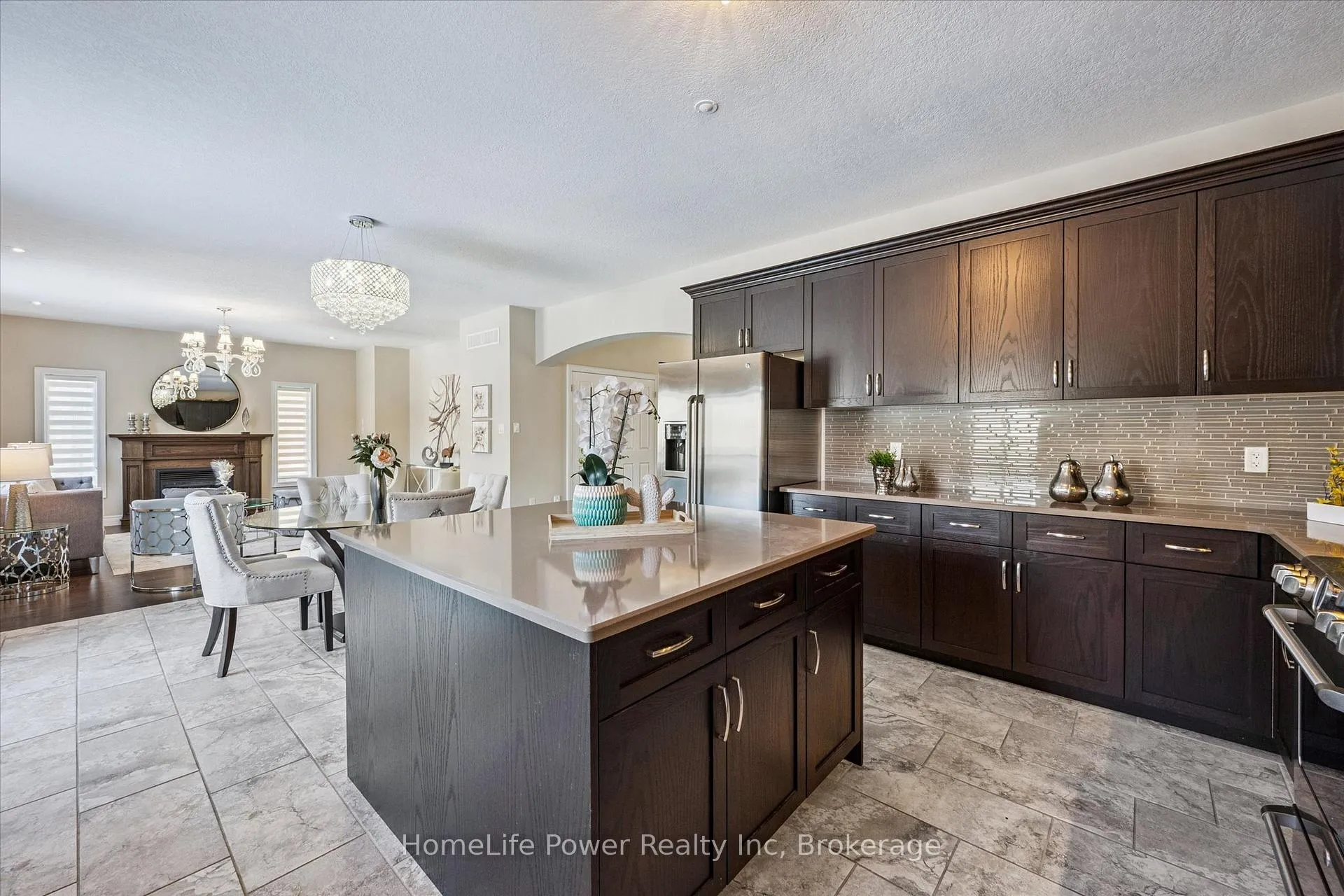 Photo 19 of 35 Westra Drive, Guelph, Willow West/Sugarbush/West Acres — HOMEH