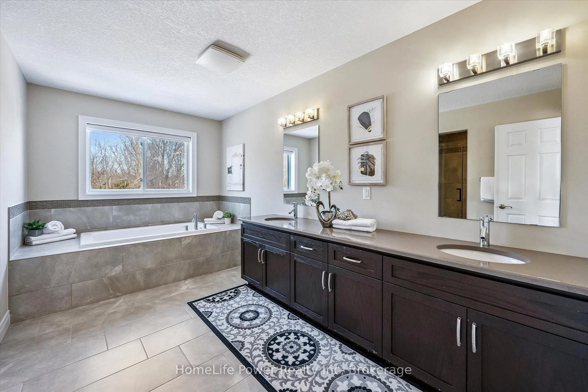 Photo 27 of 35 Westra Drive, Guelph, Willow West/Sugarbush/West Acres — HOMEH