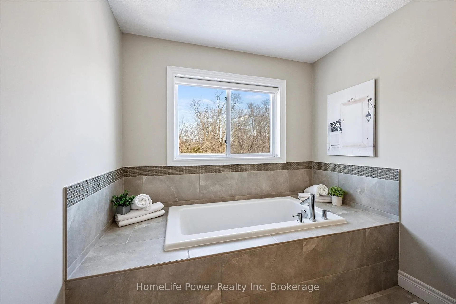 Photo 28 of 35 Westra Drive, Guelph, Willow West/Sugarbush/West Acres — HOMEH