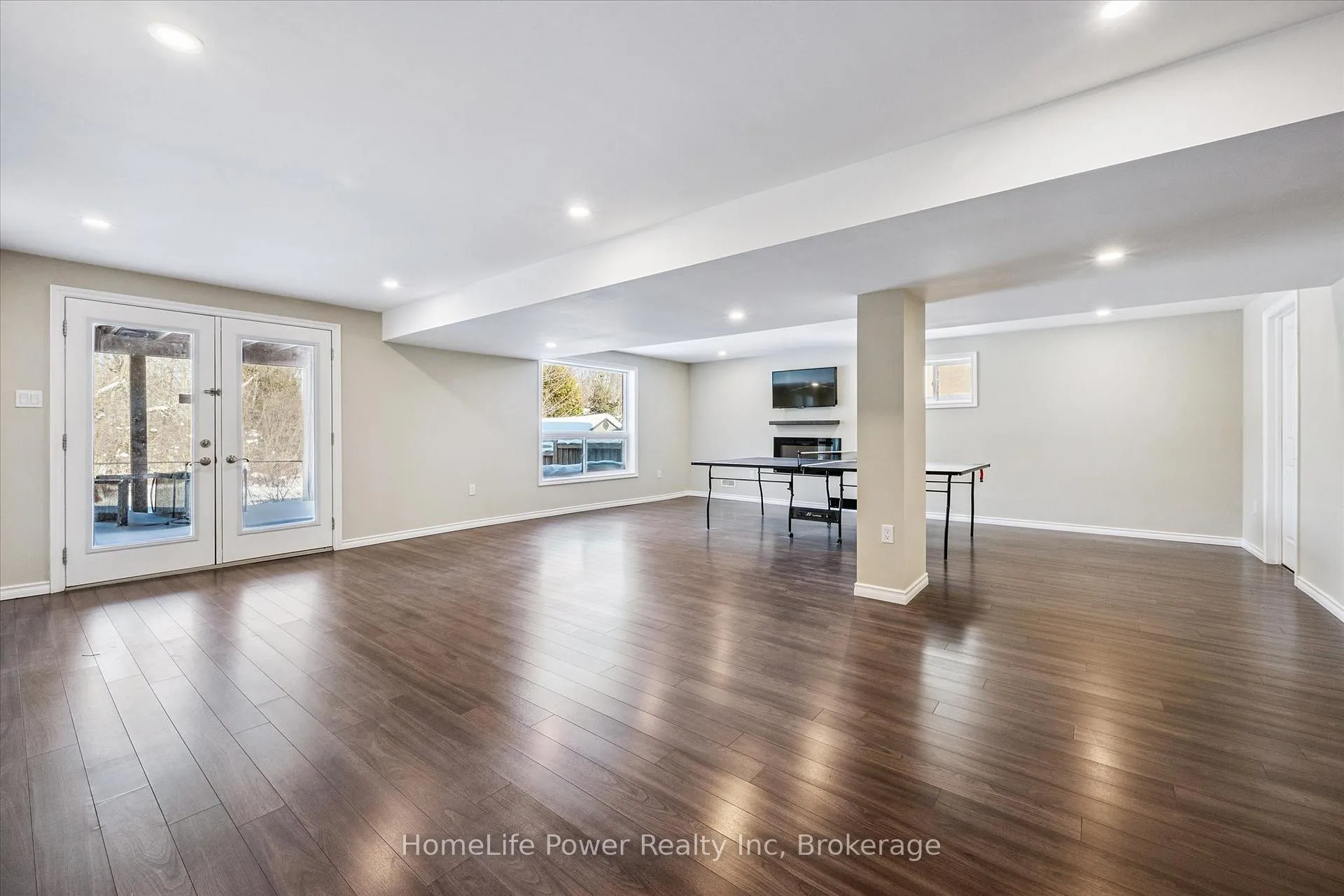 Photo 36 of 35 Westra Drive, Guelph, Willow West/Sugarbush/West Acres — HOMEH