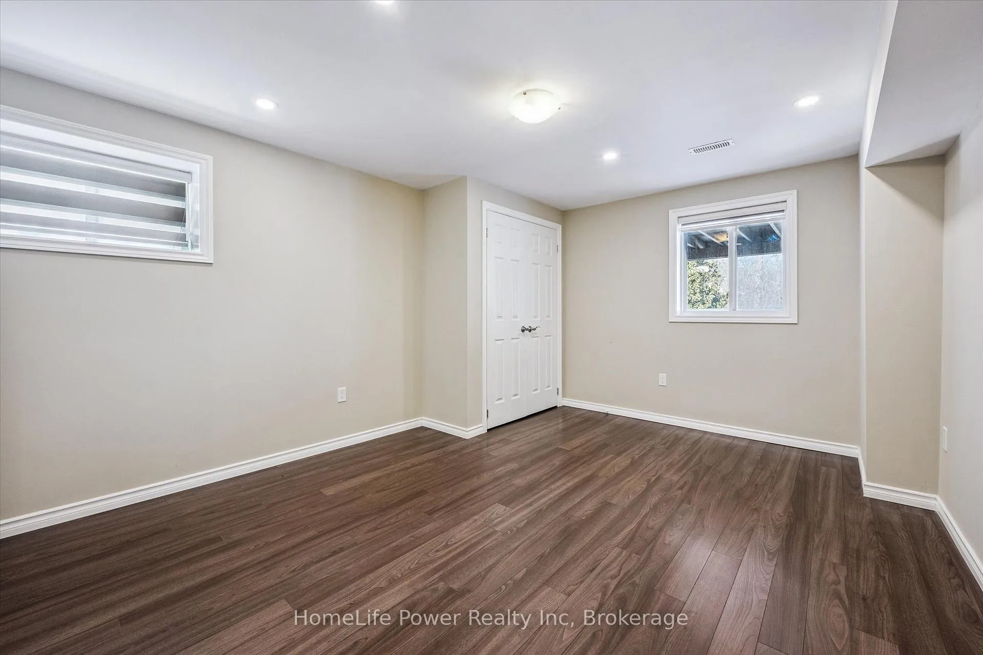 Photo 38 of 35 Westra Drive, Guelph, Willow West/Sugarbush/West Acres — HOMEH