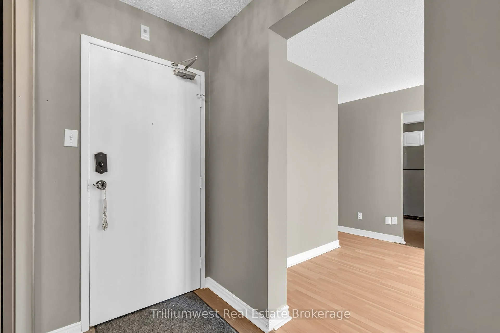 Photo 6 of Unit 1003, 375 King Street N, Waterloo — HOMEH