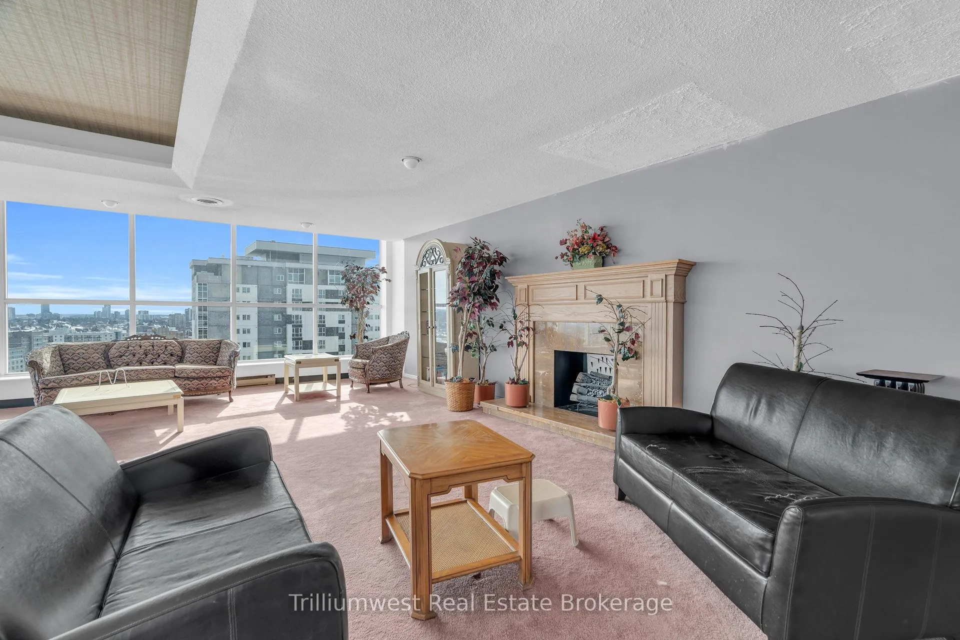 Photo 33 of Unit 1003, 375 King Street N, Waterloo — HOMEH