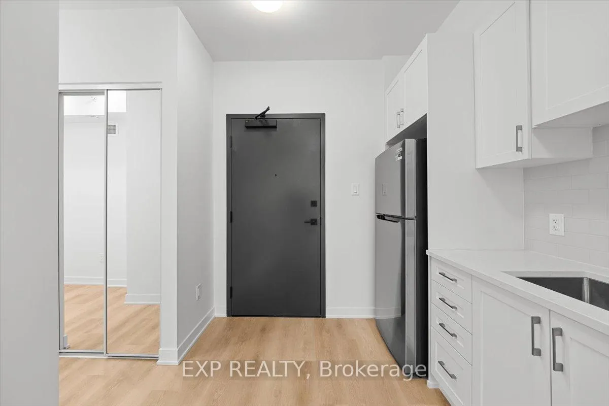 Photo 3 of Unit 204, 3600 Brian Coburn Boulevard, Ottawa, Avalon West — HOMEH