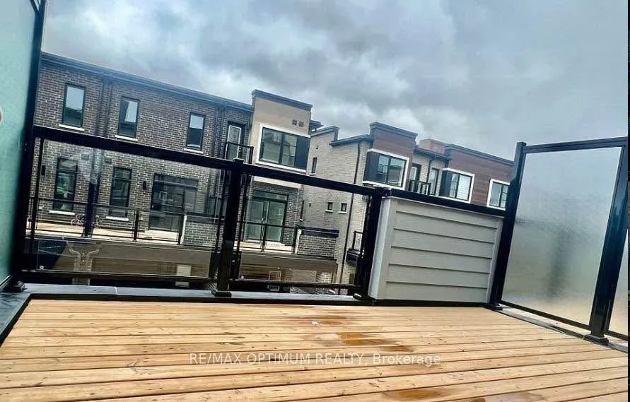 Photo 5 of 18 Akil Thomas Gardens, Scarborough, Bendale — HOMEH