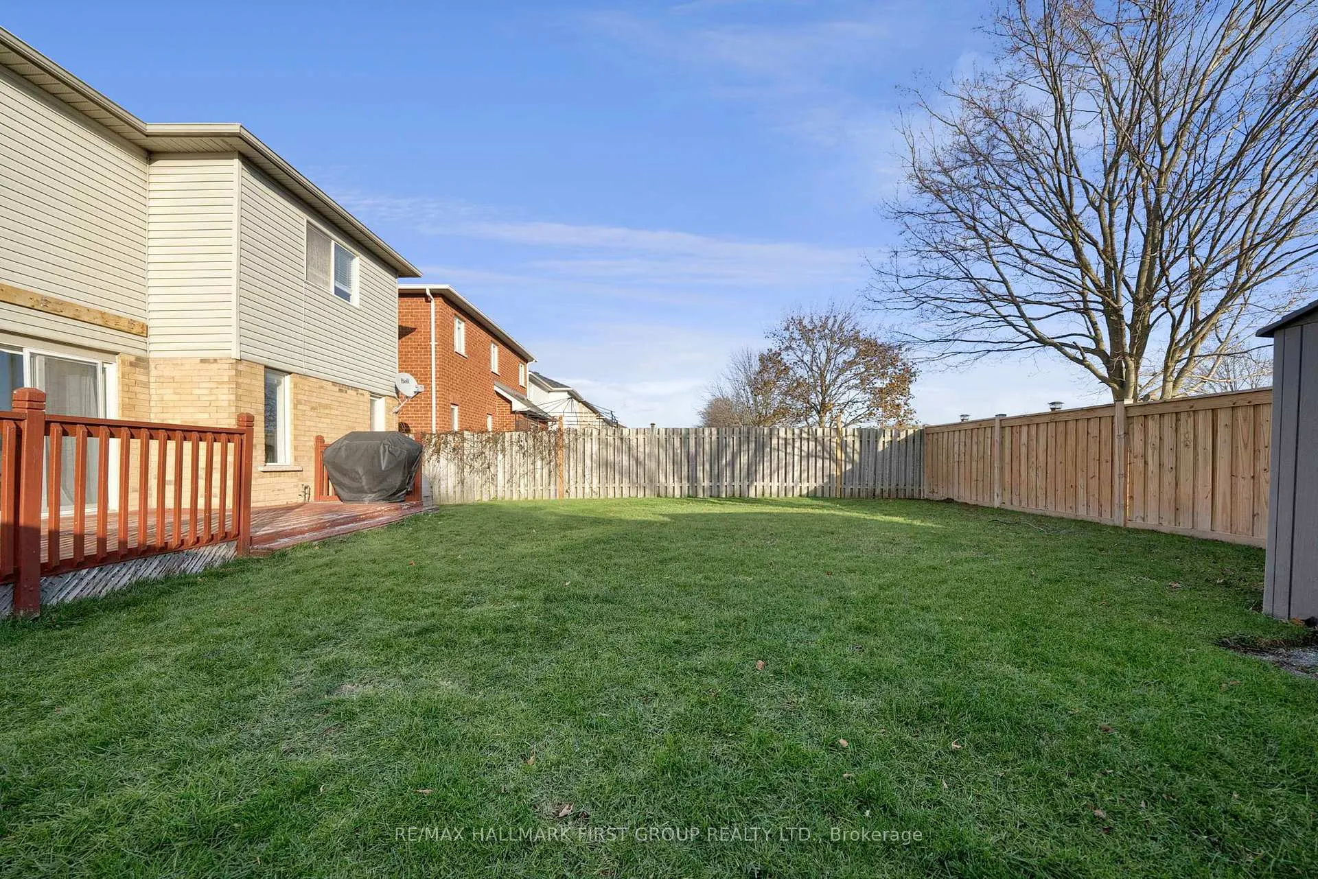 Photo 20 of 25 Sprucewood Crescent, Clarington, Bowmanville — HOMEH