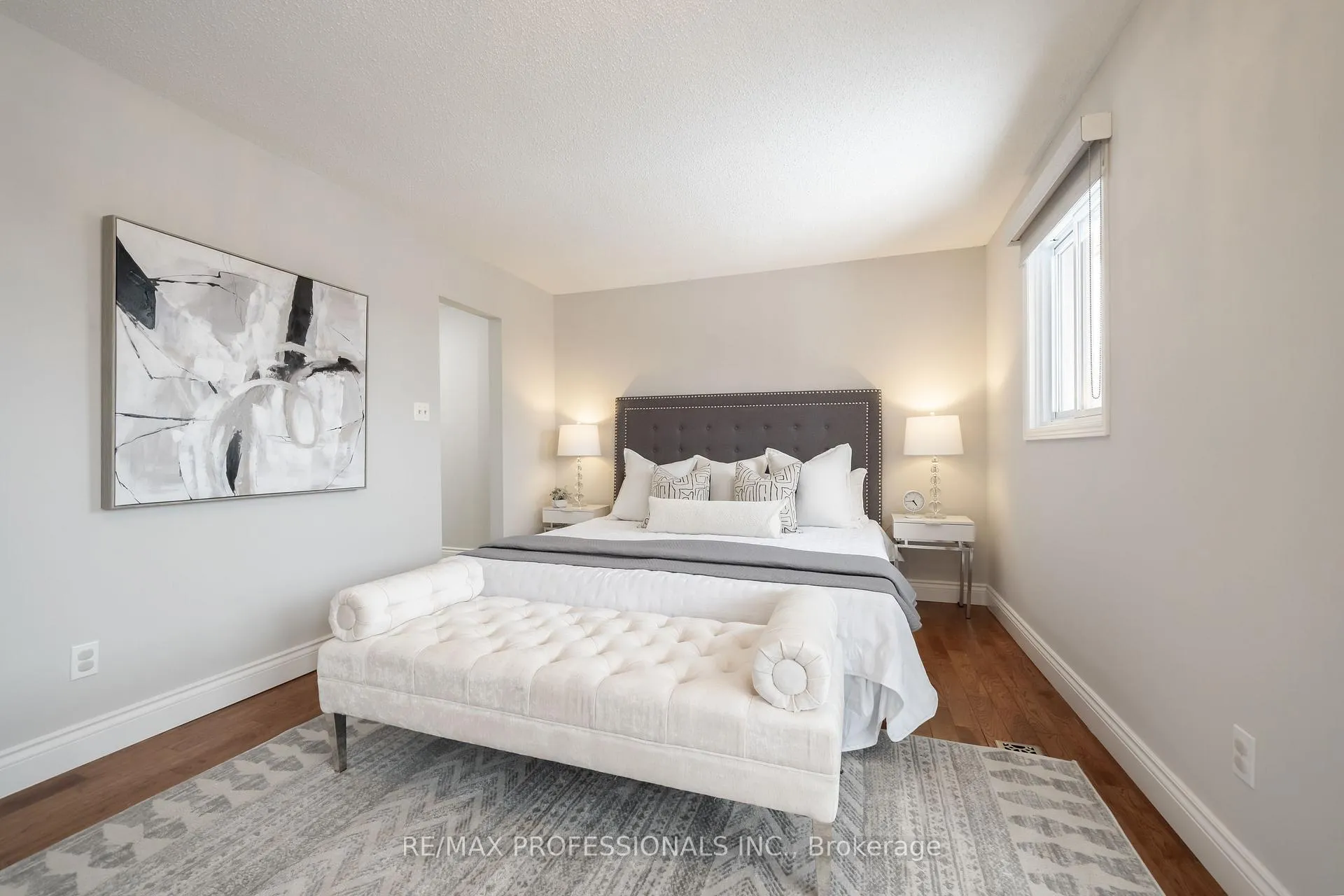 Photo 14 of 25 Sawyer Crescent, Markham, Markham Village — HOMEH