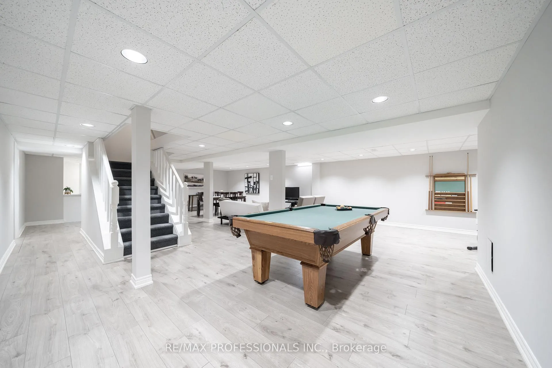Photo 19 of 25 Sawyer Crescent, Markham, Markham Village — HOMEH