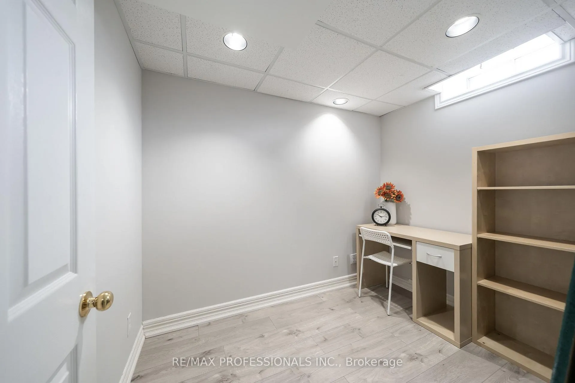 Photo 20 of 25 Sawyer Crescent, Markham, Markham Village — HOMEH