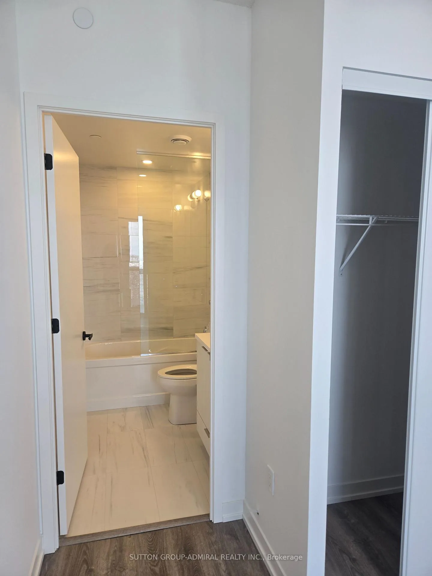 Photo 8 of Unit 5707, 8 Interchange Way, Vaughan, Vaughan Corporate Centre — HOMEH