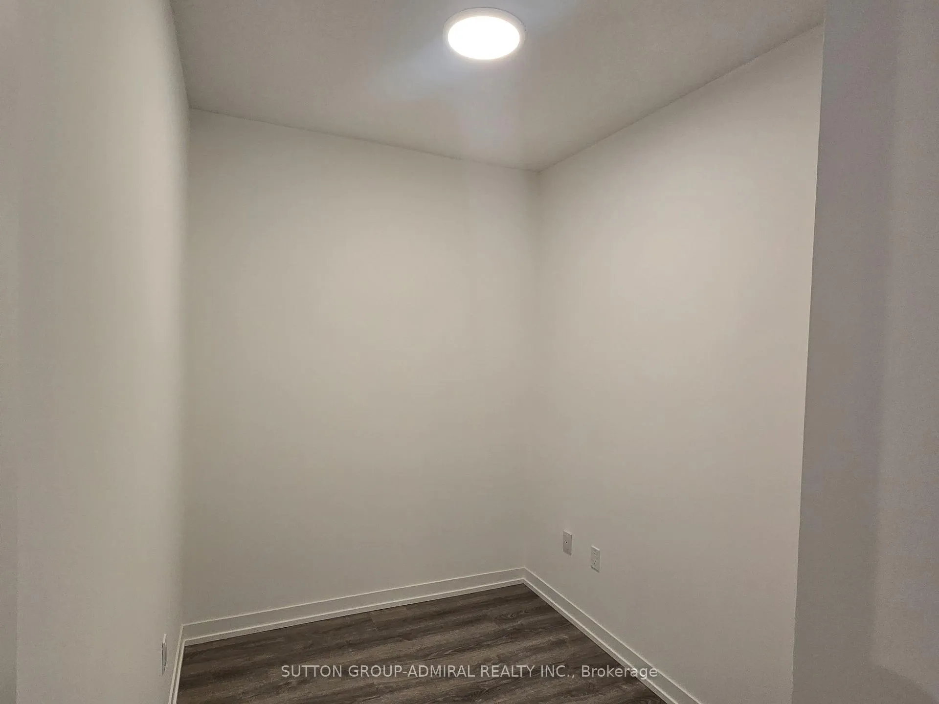 Photo 11 of Unit 5707, 8 Interchange Way, Vaughan, Vaughan Corporate Centre — HOMEH