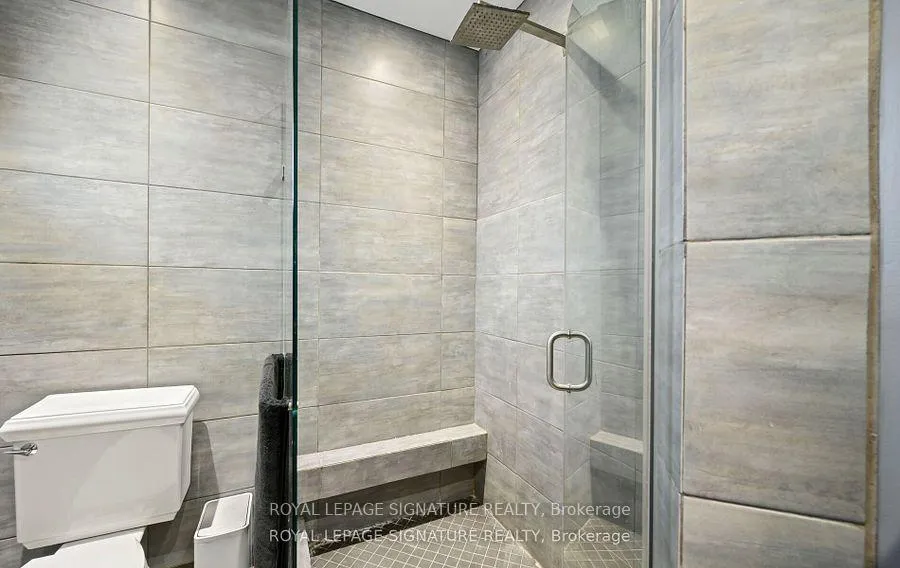 Photo 19 of 16 Kingsborough Crescent, Etobicoke, Willowridge-Martingrove-Richview — HOMEH
