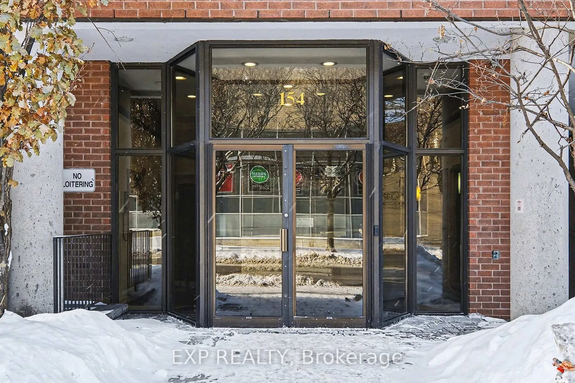 Photo 3 of Unit 801, 154 Nelson Street, Ottawa, Lower Town — HOMEH