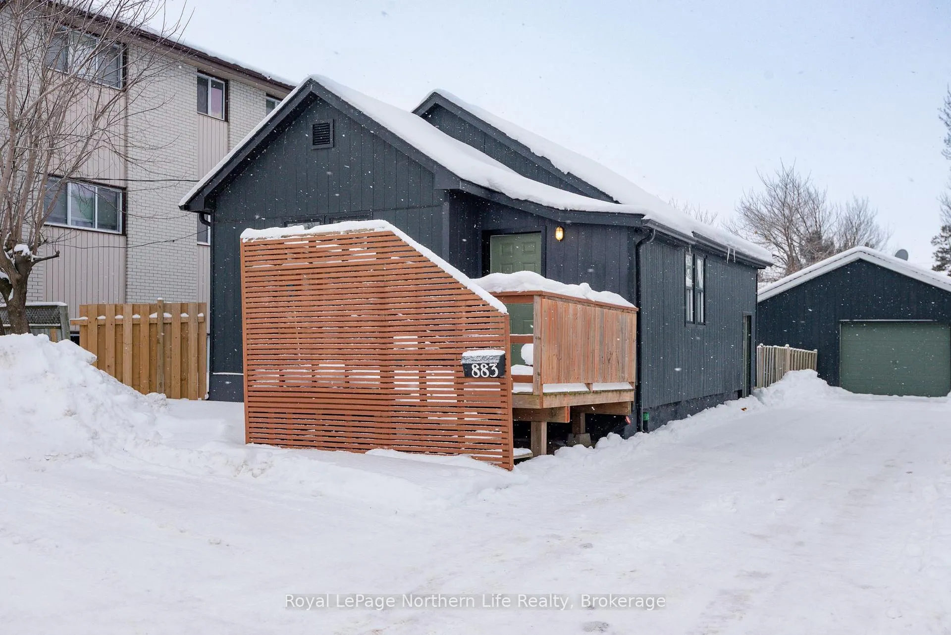 Photo 33 of 883 Memorial Drive, North Bay, Ferris — HOMEH