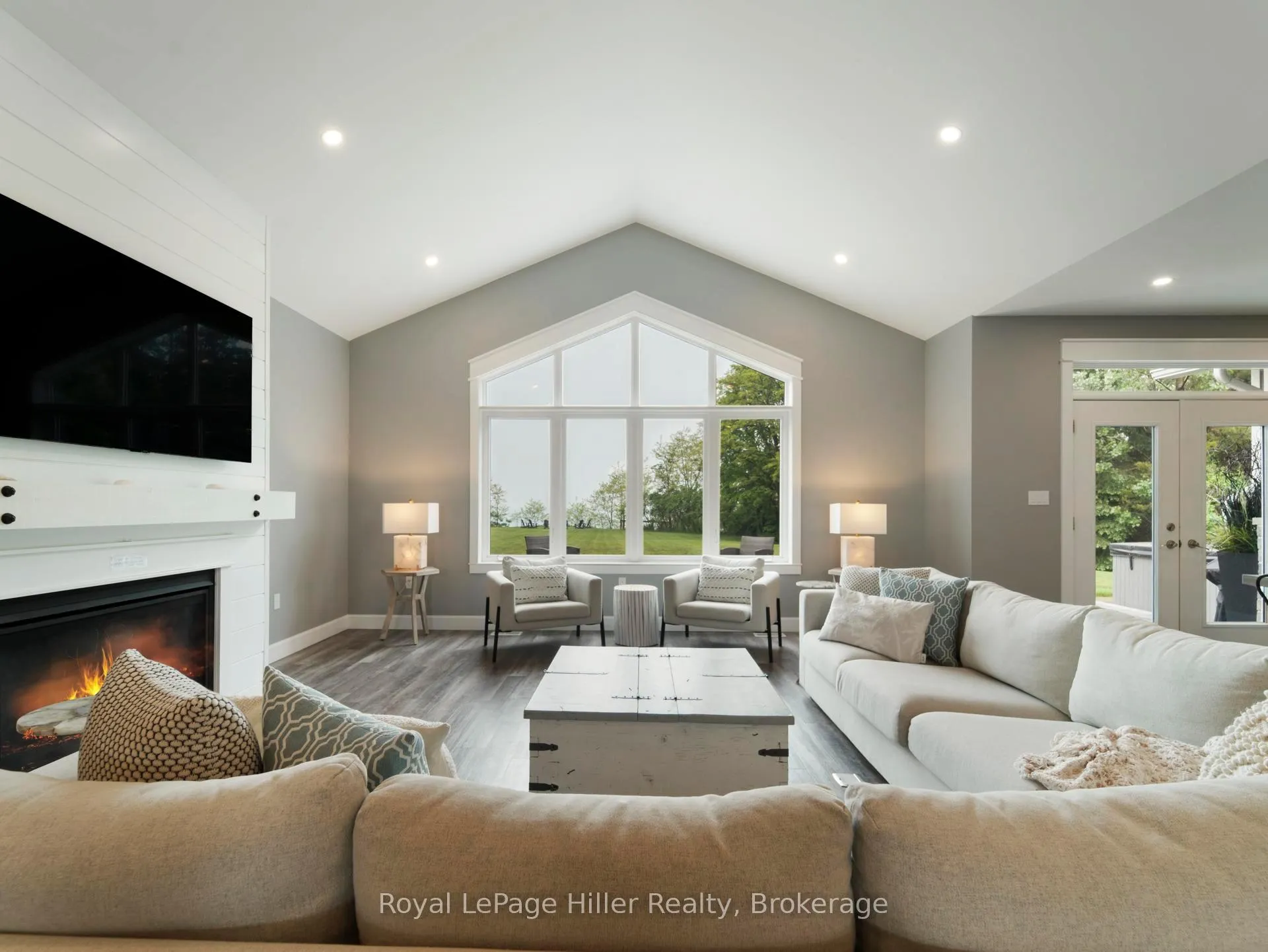 Photo 19 of 72431 Bluewater Highway, Bluewater, Hay — HOMEH