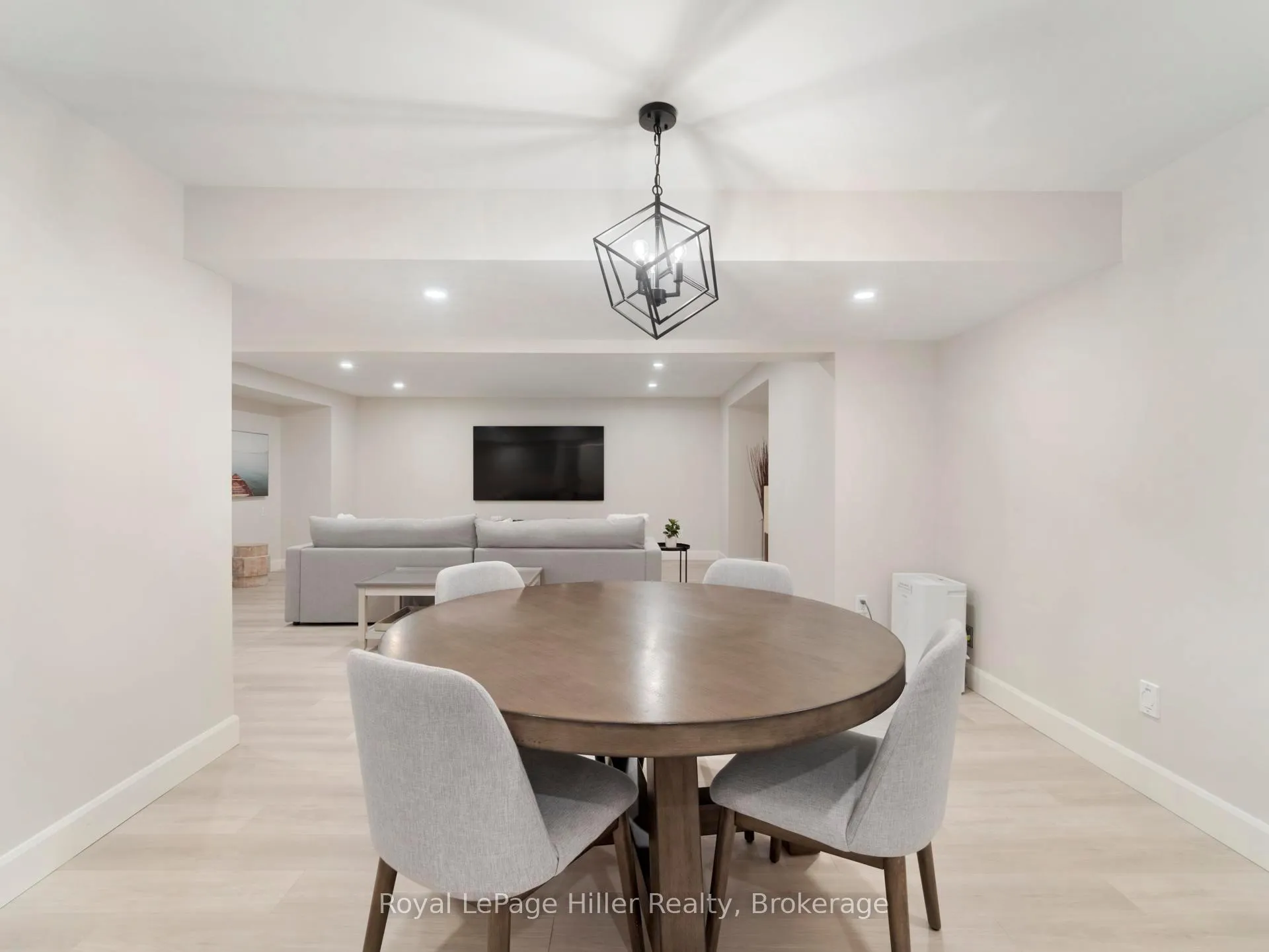 Photo 43 of 72431 Bluewater Highway, Bluewater, Hay — HOMEH