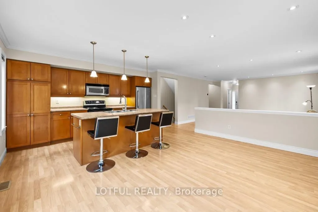 Photo 10 of 1008 Pinecrest Road, Ottawa, Fairfield Heights — HOMEH