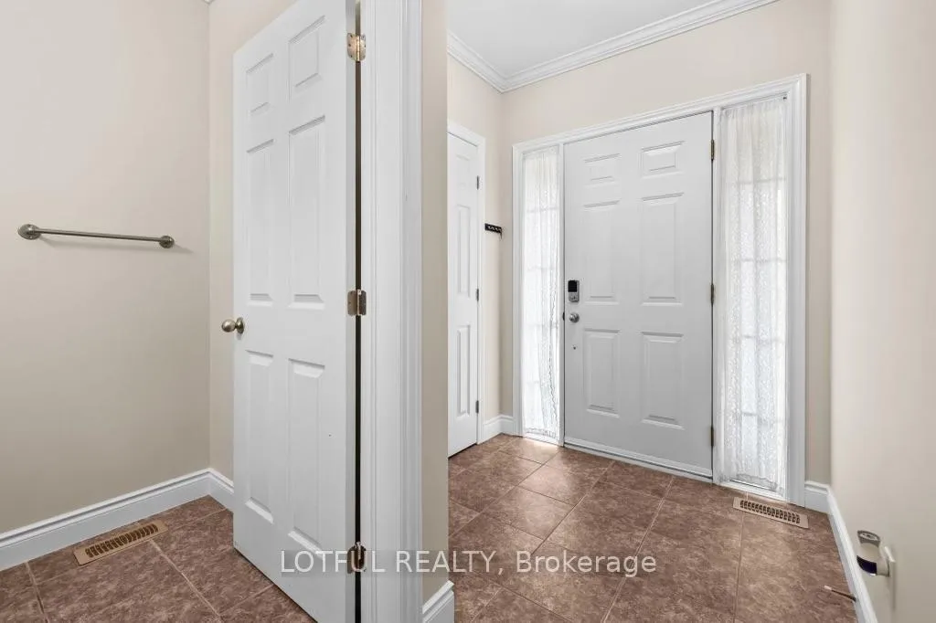 Photo 20 of 1008 Pinecrest Road, Ottawa, Fairfield Heights — HOMEH