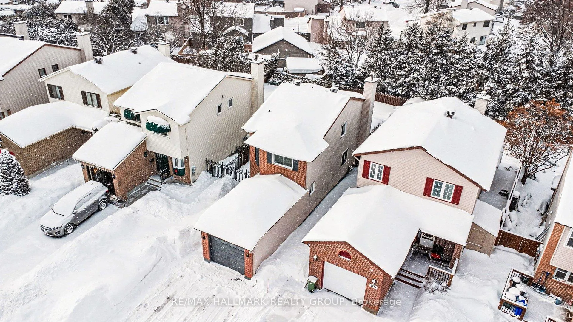 Photo 6 of 1876 Prestwick Drive, Ottawa, Queenswood Heights South — HOMEH