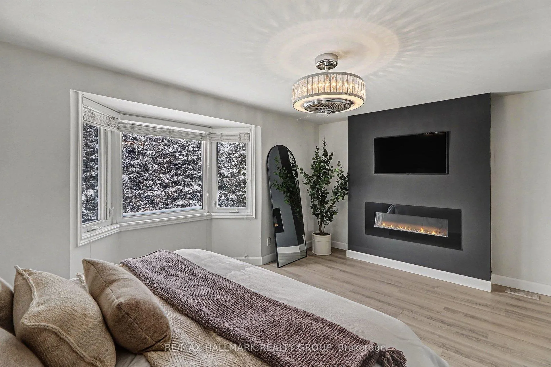 Photo 26 of 1876 Prestwick Drive, Ottawa, Queenswood Heights South — HOMEH