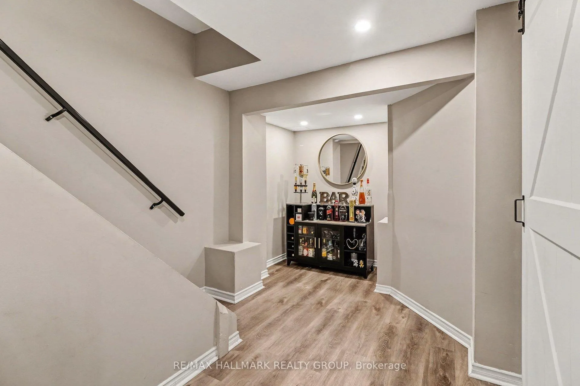 Photo 31 of 1876 Prestwick Drive, Ottawa, Queenswood Heights South — HOMEH