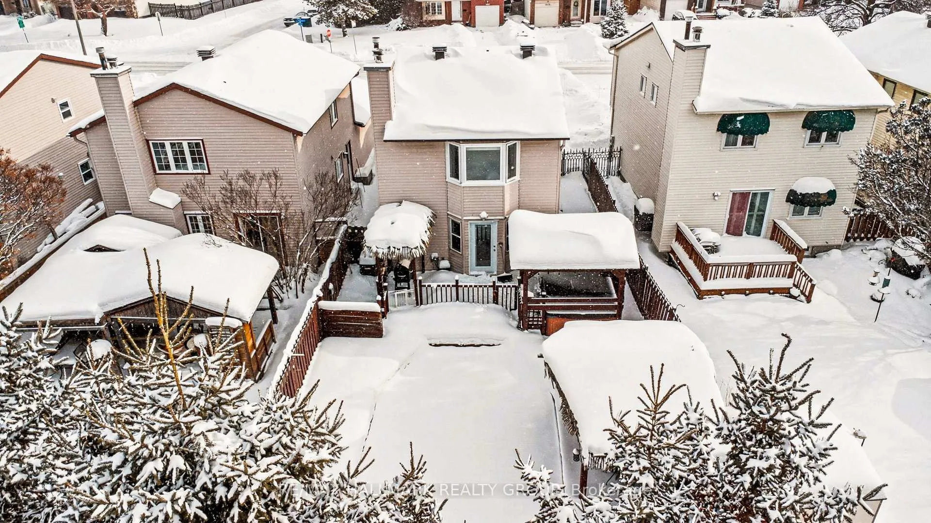 Photo 38 of 1876 Prestwick Drive, Ottawa, Queenswood Heights South — HOMEH