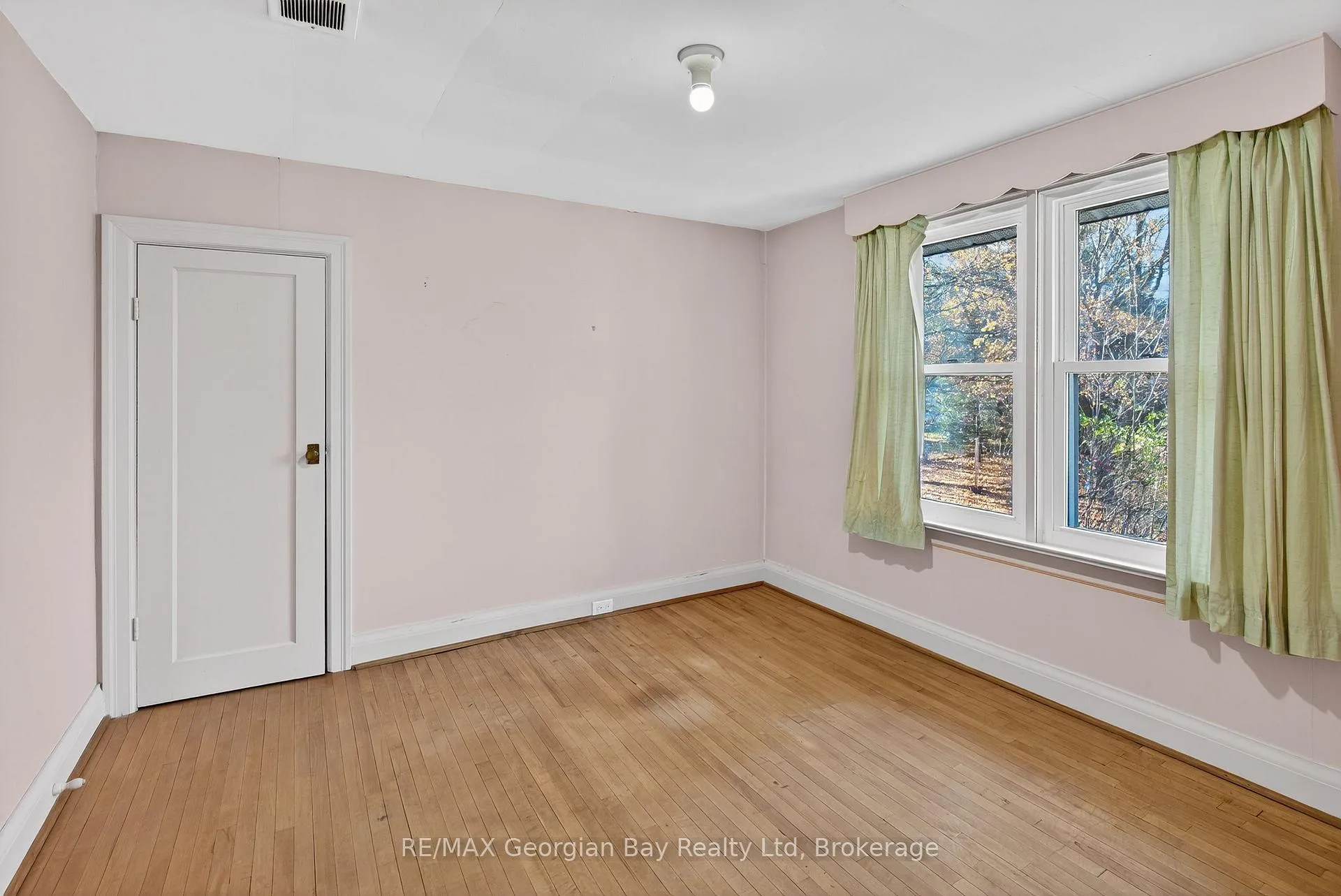 Photo 20 of 344 Manly Street, Midland — HOMEH
