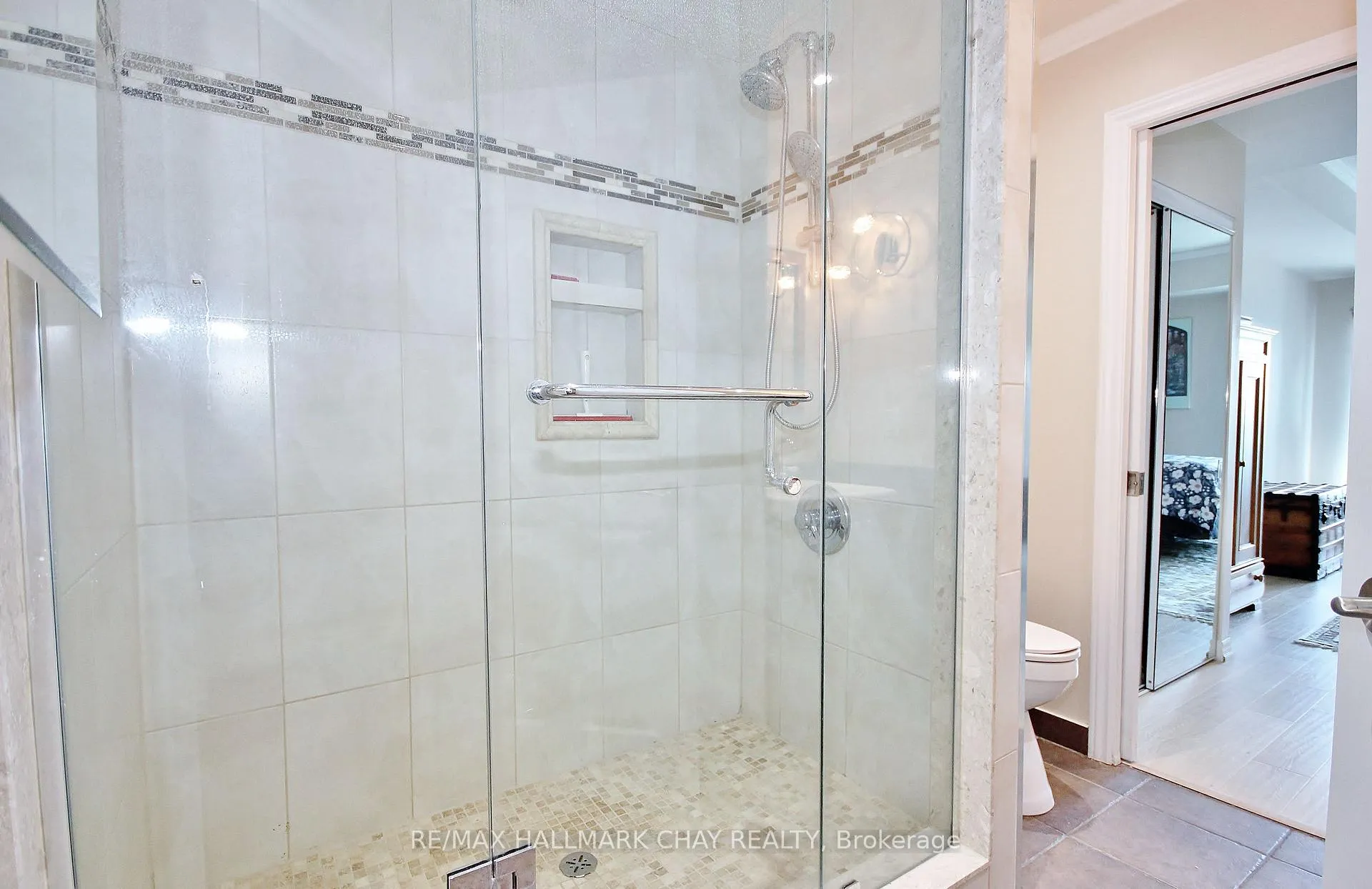 Photo 14 of Unit 511, 37 Ellen Street, Barrie, City Centre — HOMEH