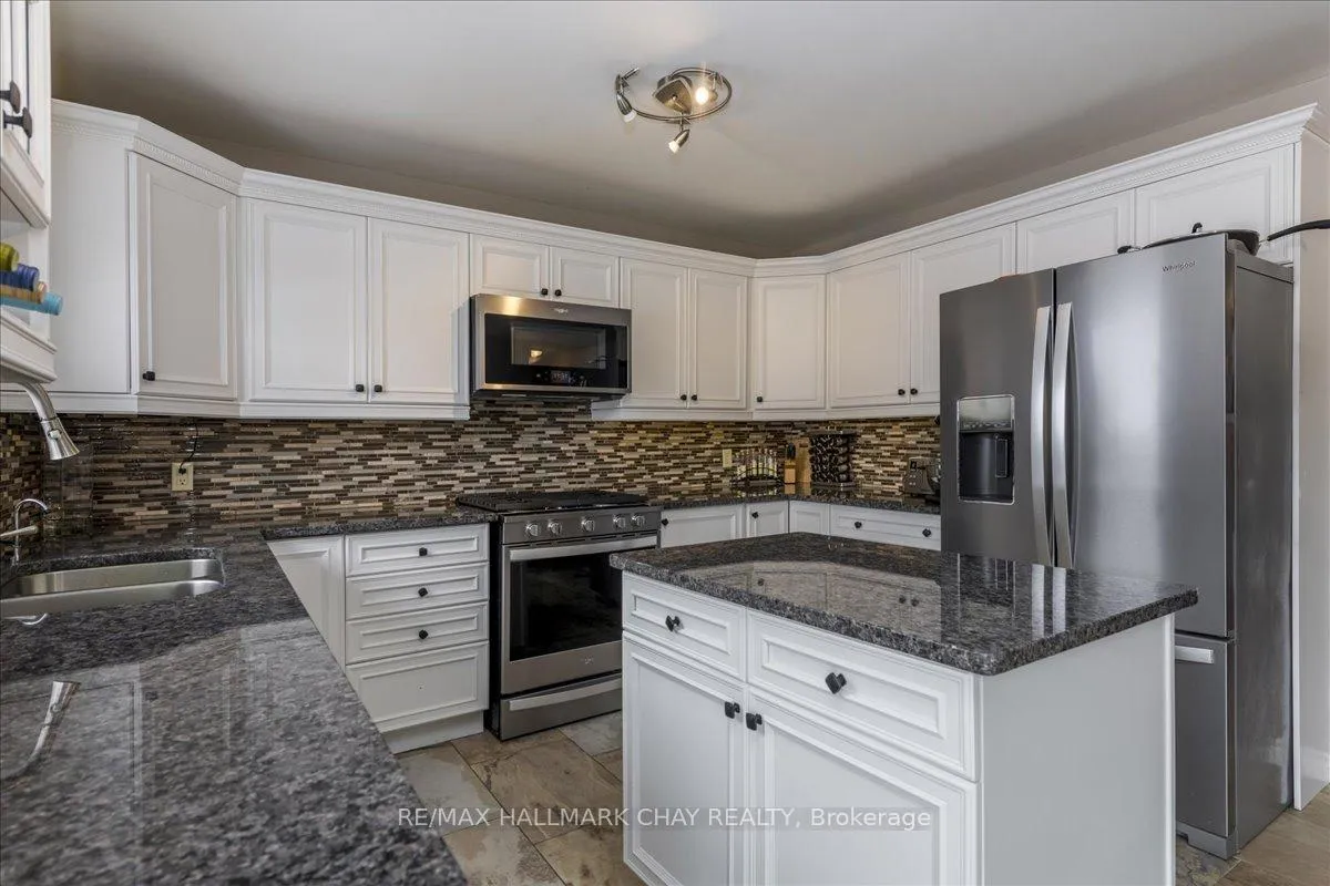 Photo 11 of 2 Mancini Drive, Essa, Angus — HOMEH