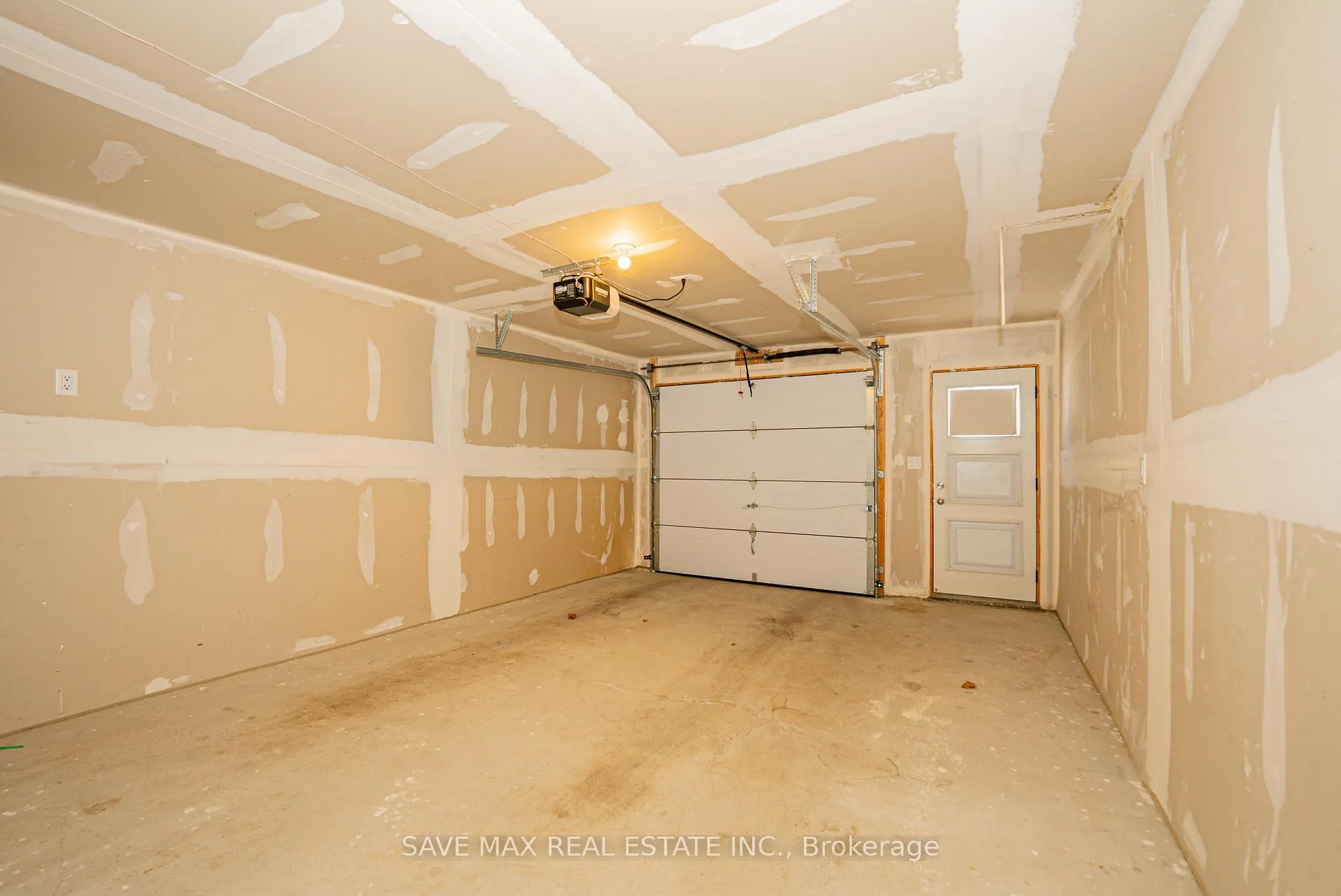 Photo 13 of 93 Cornell Rouge Boulevard, Markham, Cornell — HOMEH