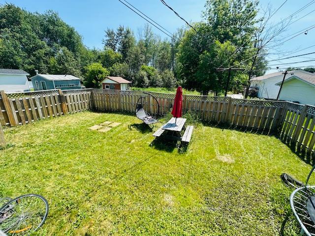 Photo 7 of 16 Nipigon Avenue, Kapuskasing — HOMEH