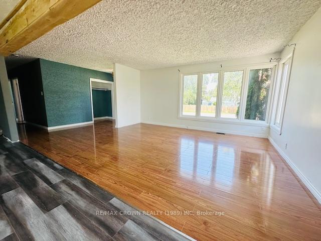 Photo 17 of 16 Nipigon Avenue, Kapuskasing — HOMEH