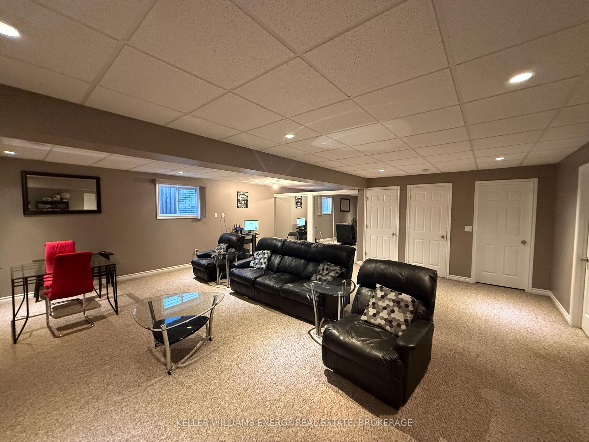 Photo 14 of 1127 King Louis Street, Lakeshore — HOMEH