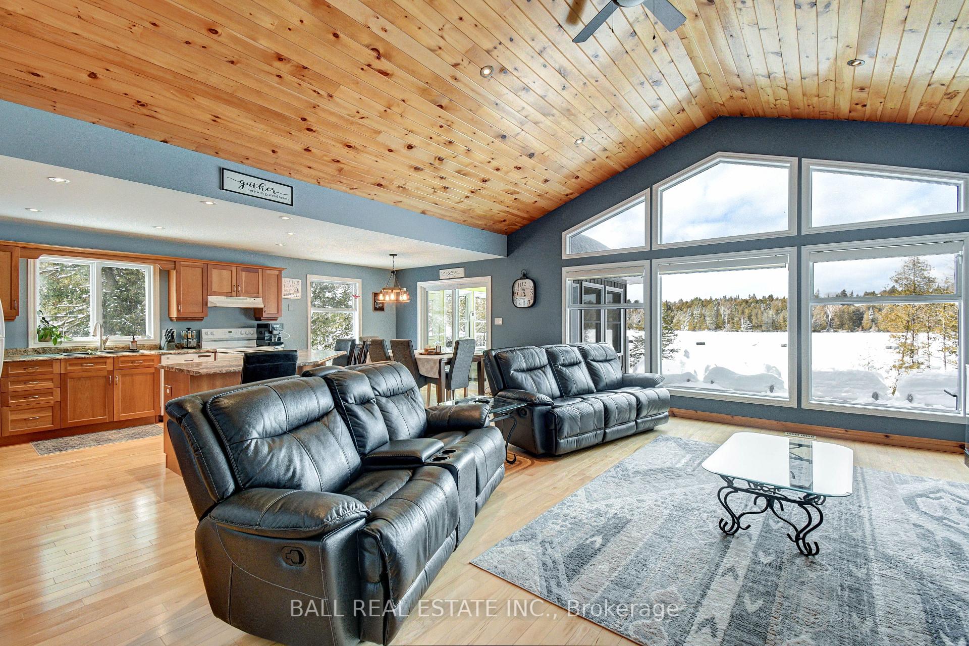Photo 8 of 1609 Weslemkoon Lake Road, Limerick — HOMEH