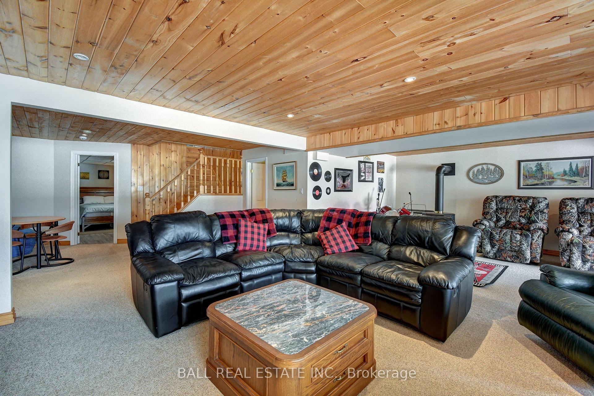 Photo 25 of 1609 Weslemkoon Lake Road, Limerick — HOMEH
