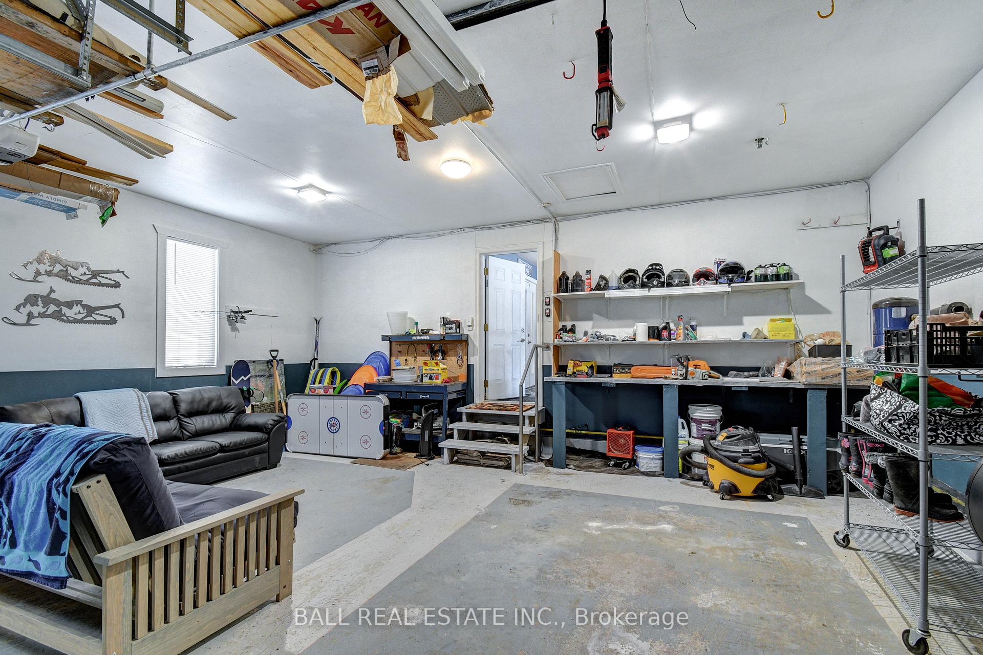 Photo 33 of 1609 Weslemkoon Lake Road, Limerick — HOMEH