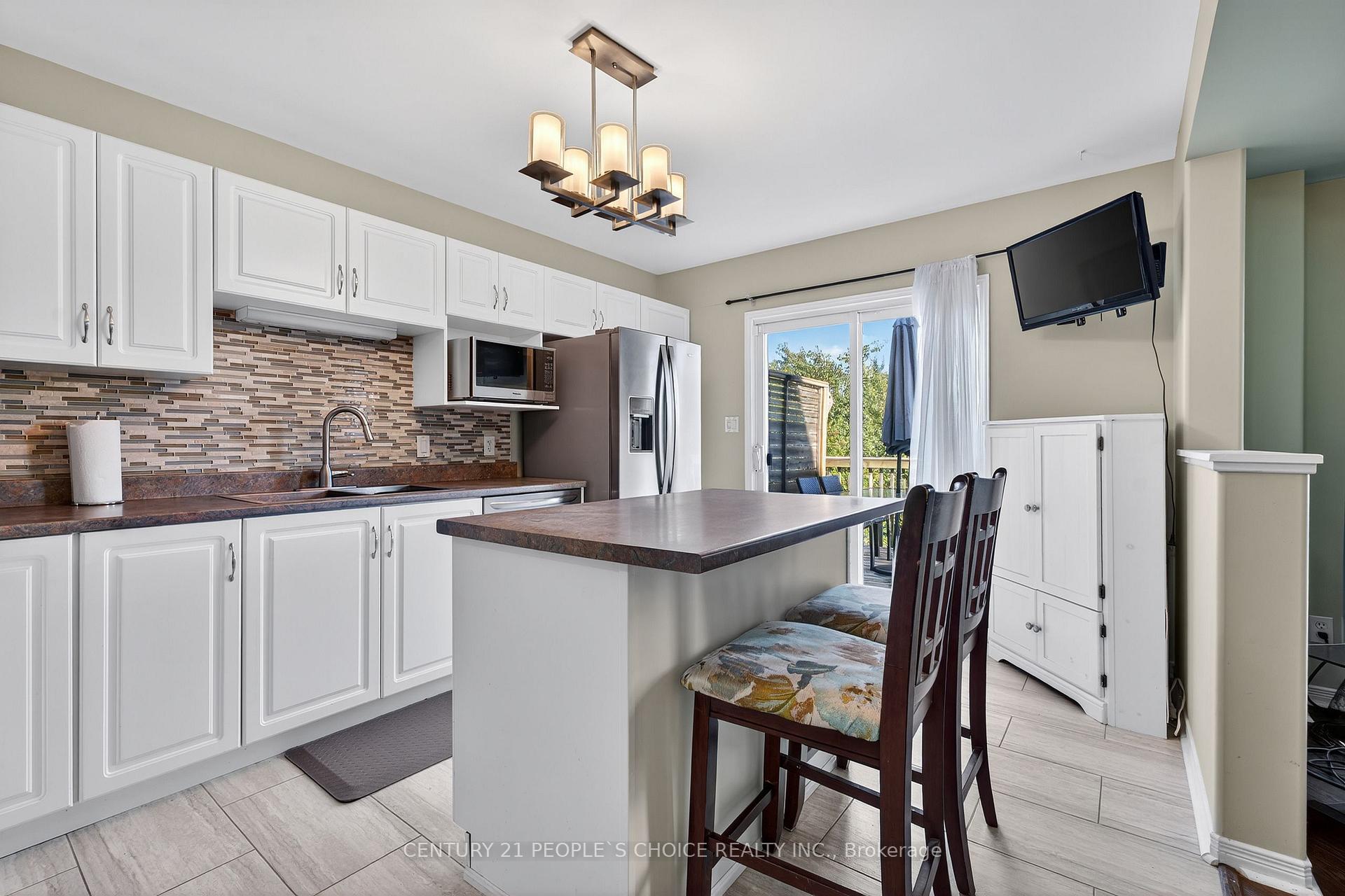 Photo 12 of 650 Tanner Drive, Kingston, East Gardiners Rd — HOMEH