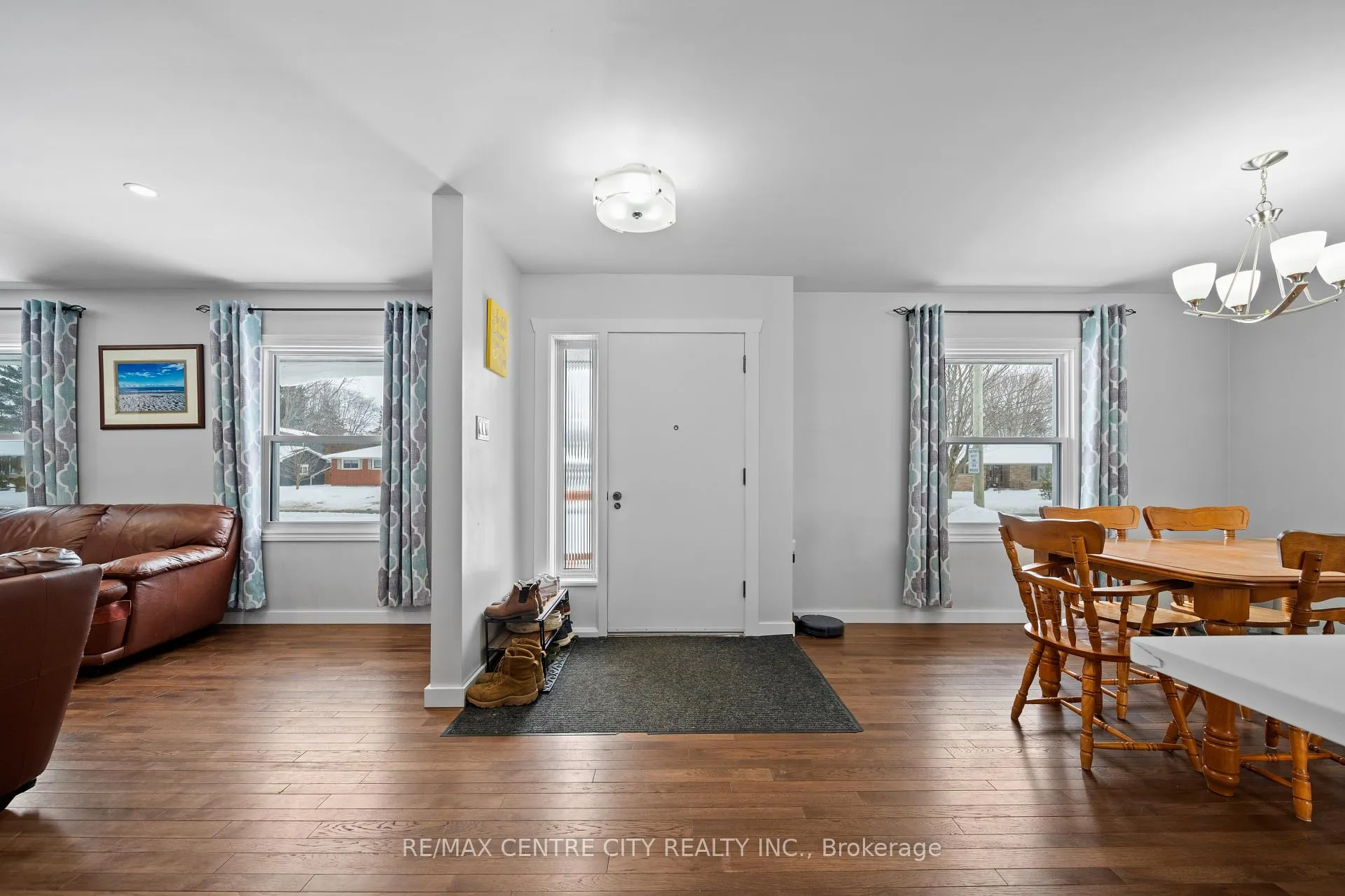 Photo 4 of 120 Rutherford Avenue, Aylmer — HOMEH